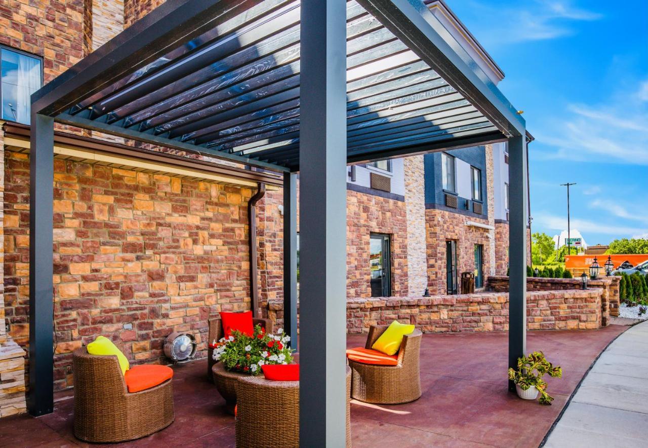 The Leo Collection Detroit, Ascend Hotel Collection Lincoln Park Bagian luar foto