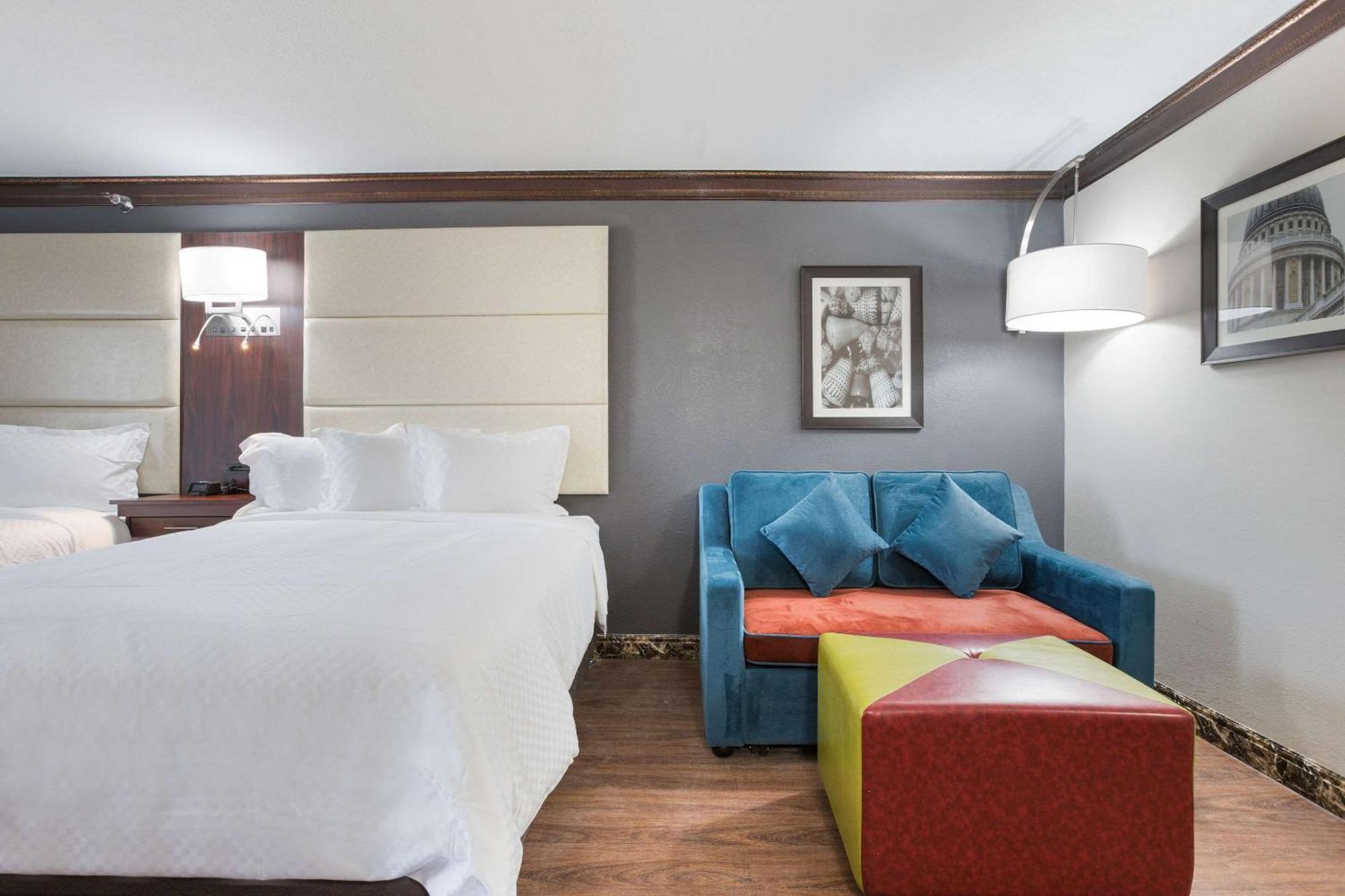 The Leo Collection Detroit, Ascend Hotel Collection Lincoln Park Bagian luar foto