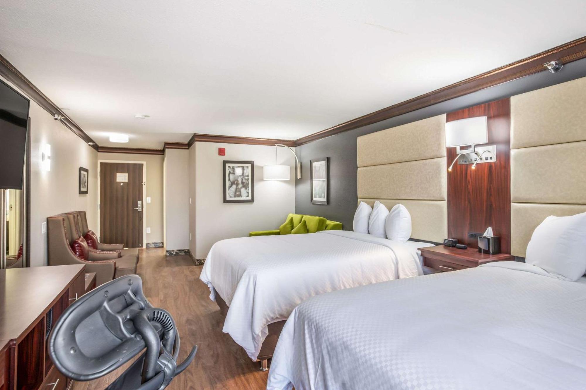 The Leo Collection Detroit, Ascend Hotel Collection Lincoln Park Bagian luar foto
