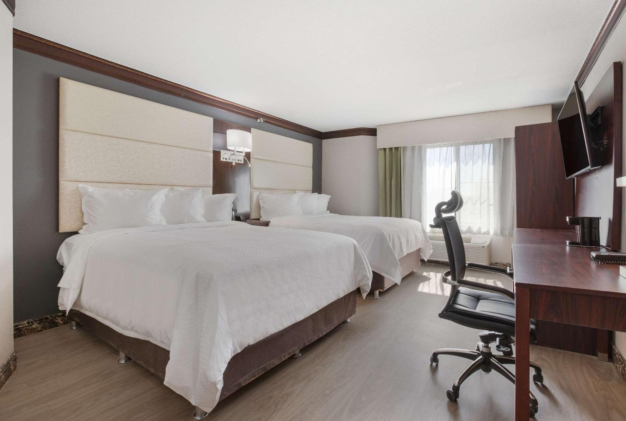 The Leo Collection Detroit, Ascend Hotel Collection Lincoln Park Bagian luar foto