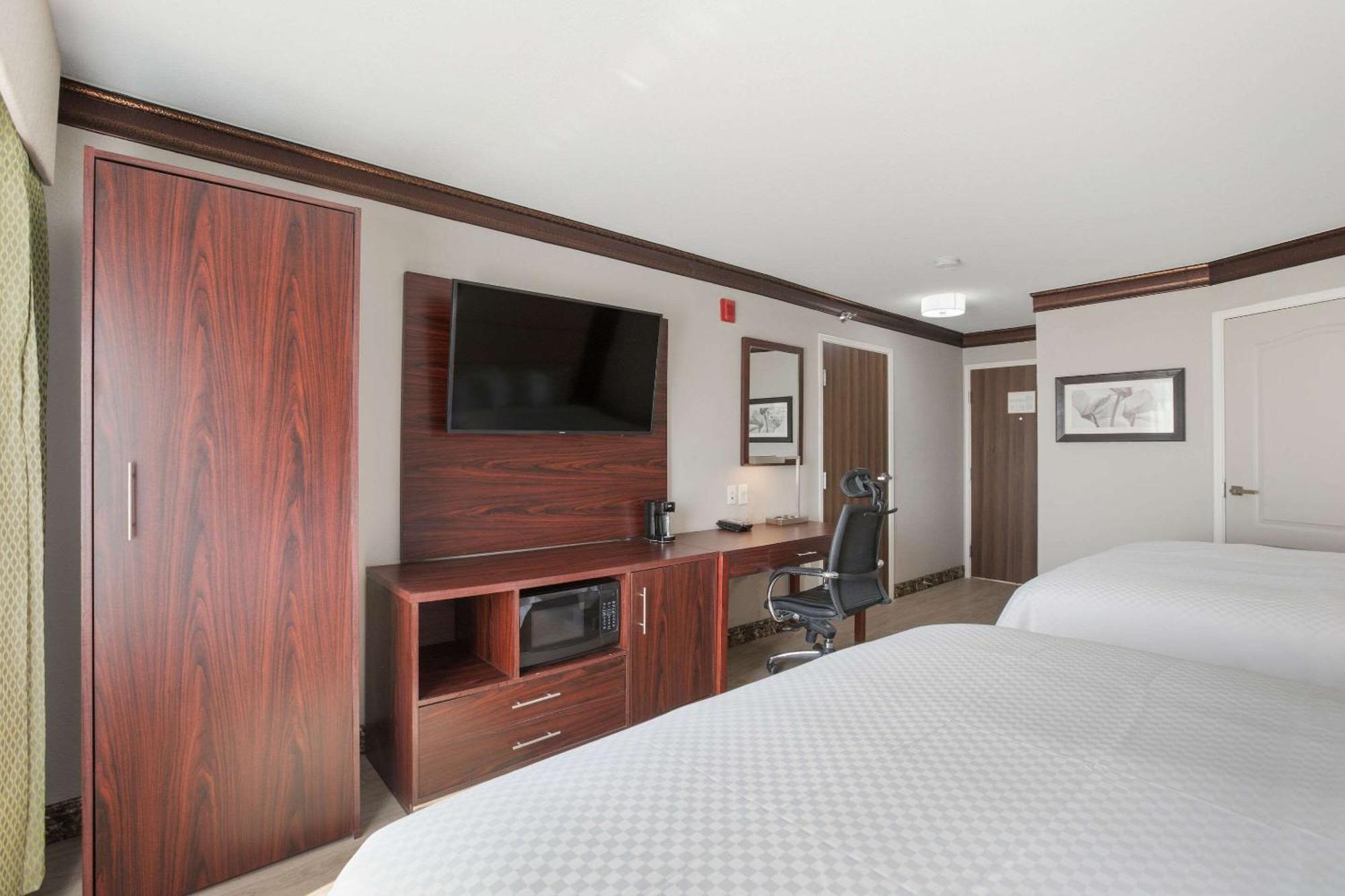 The Leo Collection Detroit, Ascend Hotel Collection Lincoln Park Bagian luar foto