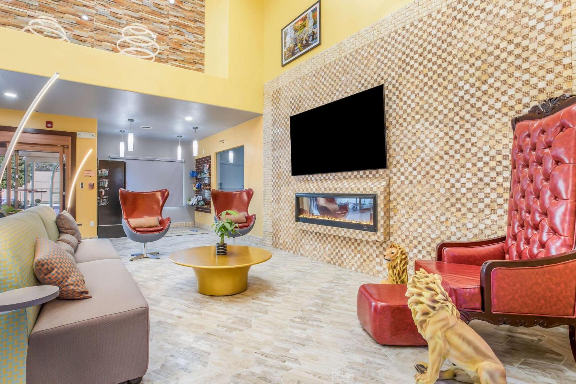 The Leo Collection Detroit, Ascend Hotel Collection Lincoln Park Bagian luar foto